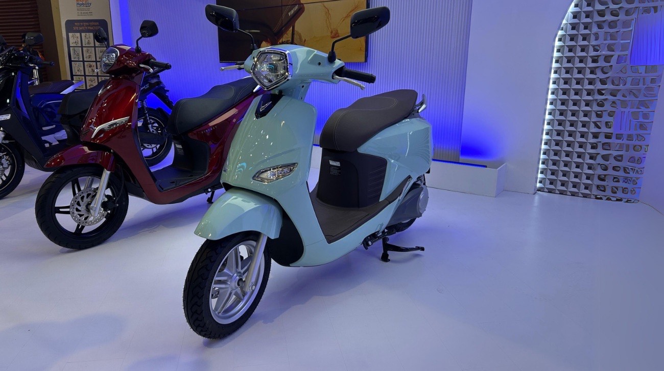 1737183558-vinfast Scooters Launched At Bharat Mobility Expo 